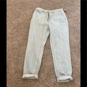 BDG urbanoutfitters mom high rise light wash jeans tapered leg size 31 New